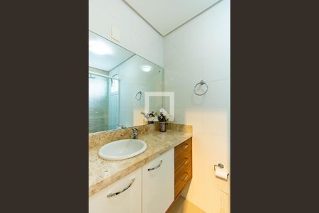 Apartamento à venda com 84m², 3 quartos e 2 vagasBanheiro da Suíte