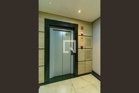 Apartamento à venda com 84m², 3 quartos e 2 vagasElevador