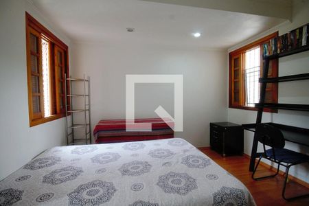 Casa à venda com 180m², 3 quartos e 2 vagas Casa à venda com 180m², 3 quartos e 2 vagasSuíte 3