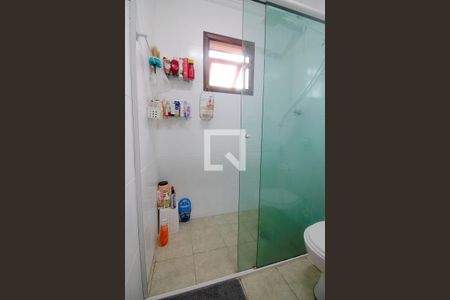 Casa à venda com 180m², 3 quartos e 2 vagas Casa à venda com 180m², 3 quartos e 2 vagasBanheiro da Suíte 2