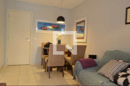 Sala de apartamento para alugar com 2 quartos, 86m² em Taquara, Rio de Janeiro