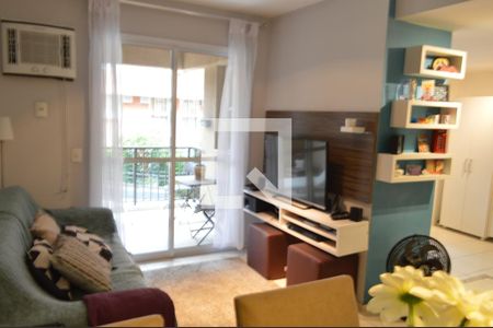 Sala de apartamento para alugar com 2 quartos, 86m² em Taquara, Rio de Janeiro