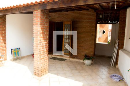 Casa à venda com 140m², 5 quartos e 2 vagas Casa à venda com 140m², 5 quartos e 2 vagasÁrea comum