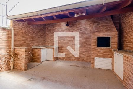 Casa à venda com 120m², 2 quartos e 1 vaga Casa à venda com 120m², 2 quartos e 1 vagaQuintal