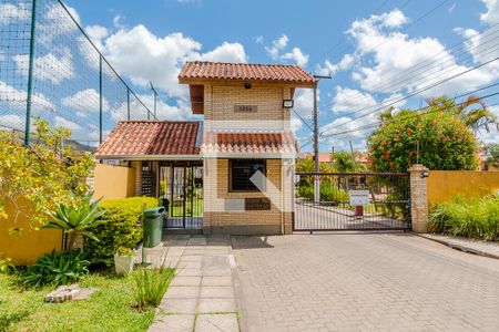 Casa à venda com 120m², 2 quartos e 1 vaga Casa à venda com 120m², 2 quartos e 1 vagaFachada