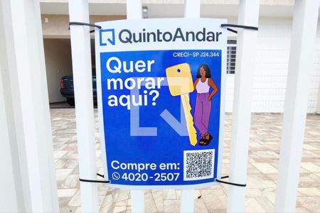 Casa à venda com 300m², 3 quartos e 3 vagas Casa à venda com 300m², 3 quartos e 3 vagasPLACA INSTALADA NO IMÓVEL