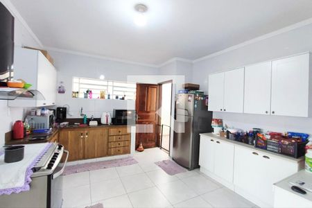 Casa à venda com 300m², 3 quartos e 3 vagas Casa à venda com 300m², 3 quartos e 3 vagasCozinha