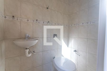 Casa à venda com 229m², 3 quartos e 3 vagas Casa à venda com 229m², 3 quartos e 3 vagasBanheiro de serviço