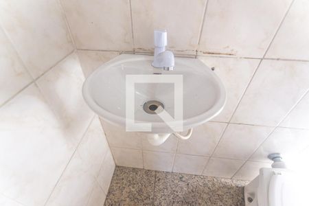 Casa à venda com 229m², 3 quartos e 3 vagas Casa à venda com 229m², 3 quartos e 3 vagasBanheiro de serviço