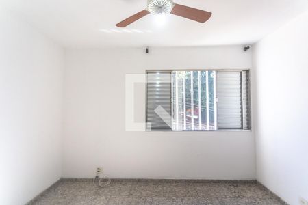 Casa à venda com 229m², 3 quartos e 3 vagas Casa à venda com 229m², 3 quartos e 3 vagasQuarto 1