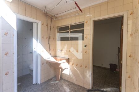 Casa à venda com 229m², 3 quartos e 3 vagas Casa à venda com 229m², 3 quartos e 3 vagasÁrea de serviço