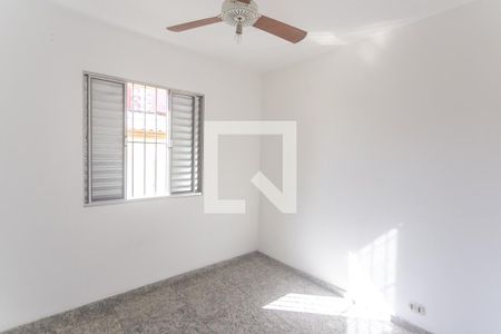 Casa à venda com 229m², 3 quartos e 3 vagas Casa à venda com 229m², 3 quartos e 3 vagasQuarto 2