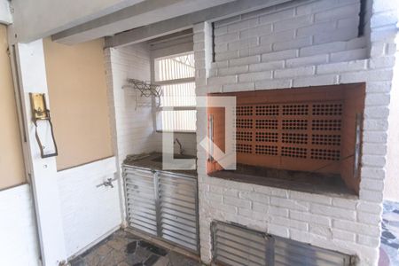 Casa à venda com 229m², 3 quartos e 3 vagas Casa à venda com 229m², 3 quartos e 3 vagasChurrasqueira