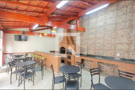 Apartamento à venda com 45m², 2 quartos e 1 vagaÁrea de Comum - Churrasqueira