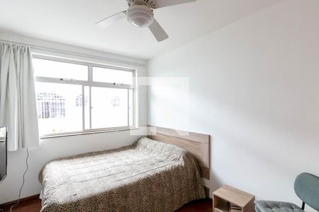 Casa à venda com 380m², 6 quartos e 4 vagasQuarto Suíte 2