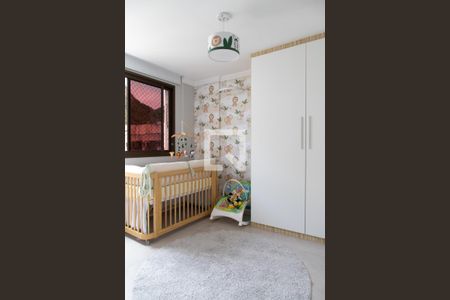 Apartamento à venda com 156m², 3 quartos e 2 vagas Apartamento à venda com 156m², 3 quartos e 2 vagasSuíte