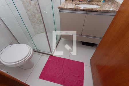 Apartamento à venda com 66m², 2 quartos e 1 vagaBanheiro social 