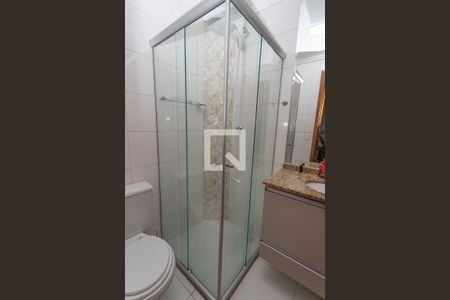 Apartamento à venda com 66m², 2 quartos e 1 vagaBanheiro social 