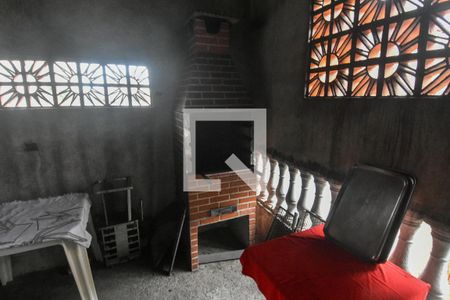Casa à venda com 150m², 3 quartos e 2 vagas Casa à venda com 150m², 3 quartos e 2 vagasChurrasqueira