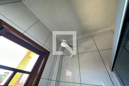 Casa à venda com 400m², 3 quartos e 2 vagasBanheiro social