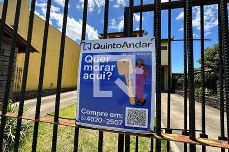 Casa à venda com 400m², 3 quartos e 2 vagasFachada