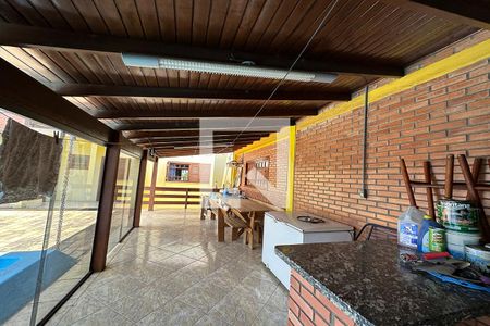 Casa à venda com 400m², 3 quartos e 2 vagasÁrea Externa