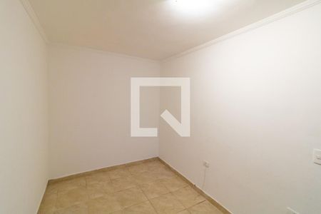 Quarto de casa para alugar com 1 quarto, 28m² em Jardim Danfer, São Paulo