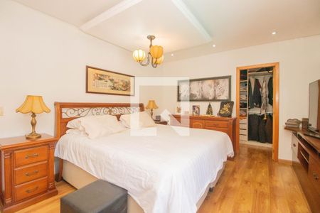 Casa à venda com 350m², 3 quartos e 4 vagasSuíte 3