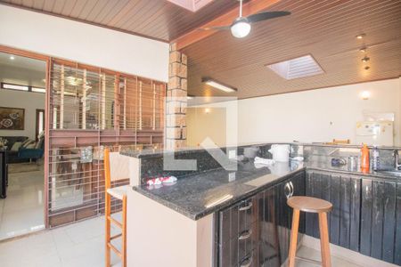 Casa à venda com 350m², 3 quartos e 4 vagasGaragem