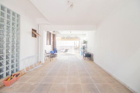 Casa à venda com 350m², 3 quartos e 4 vagasgaragem 2