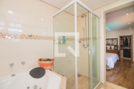 Casa à venda com 350m², 3 quartos e 4 vagasBanheiro da Suíte 3