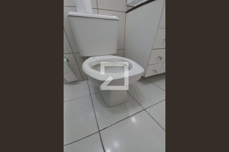 Apartamento à venda com 54m², 2 quartos e 1 vaga Apartamento à venda com 54m², 2 quartos e 1 vagaDetalhe do Banheiro da Suíte