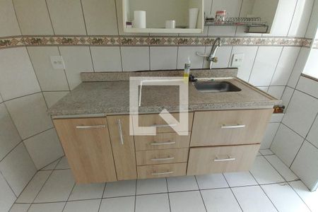 Apartamento à venda com 54m², 2 quartos e 1 vaga Apartamento à venda com 54m², 2 quartos e 1 vagaDetalhe da cozinha