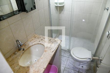 Banheiro de apartamento para alugar com 1 quarto, 45m² em Aclimação, São Paulo