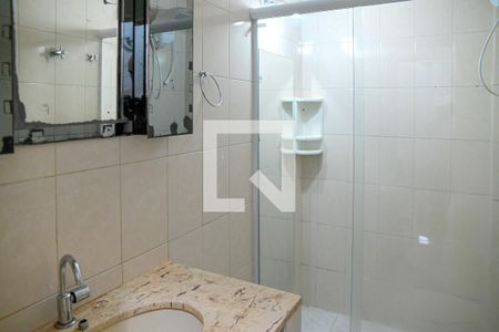 Banheiro de apartamento para alugar com 1 quarto, 45m² em Aclimação, São Paulo