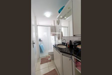 Apartamento para alugar com 70m², 2 quartos e 1 vaga Apartamento para alugar com 70m², 2 quartos e 1 vagaBanheiro social