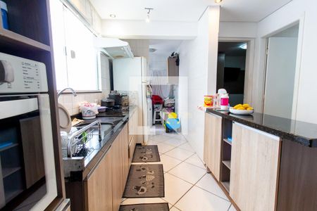 Apartamento para alugar com 70m², 2 quartos e 1 vaga Apartamento para alugar com 70m², 2 quartos e 1 vagaCozinha - Armários