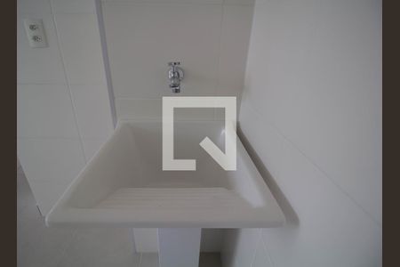 Tanque de apartamento para alugar com 2 quartos, 32m² em Vila Nova Curuçá, São Paulo