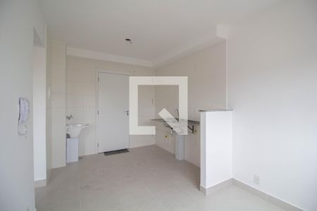 Sala/Cozinha de apartamento para alugar com 2 quartos, 32m² em Vila Nova Curuçá, São Paulo