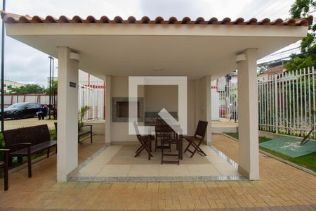 Apartamento para alugar com 32m², 2 quartos e 1 vaga Apartamento para alugar com 32m², 2 quartos e 1 vagaÁrea comum - Churrasqueira