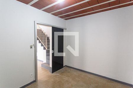 Quarto 1 de casa à venda com 4 quartos, 80m² em Santa Tereza, Belo Horizonte