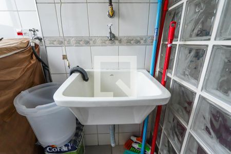Apartamento à venda com 80m², 3 quartos e 2 vagas Apartamento à venda com 80m², 3 quartos e 2 vagasÁrea de Serviço