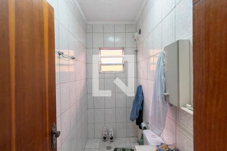 Casa à venda com 170m², 3 quartos e 4 vagasBanheiro 2