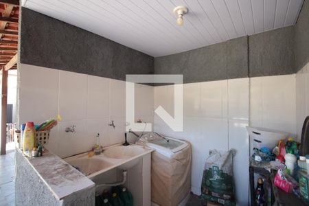 Casa à venda com 90m², 3 quartos e 1 vagaArea de Serviço 2