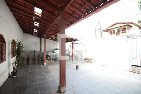 Casa à venda com 90m², 3 quartos e 1 vagaGaragem