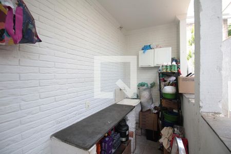 Casa à venda com 90m², 3 quartos e 1 vagaArea de Serviço 1