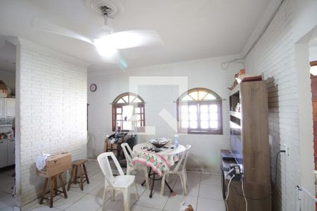 Casa à venda com 90m², 3 quartos e 1 vagaCopa