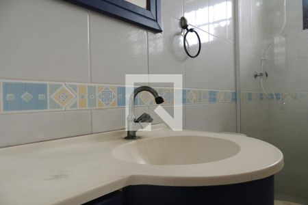 Casa à venda com 548m², 8 quartos e 2 vagasBanheiro da Suíte 7