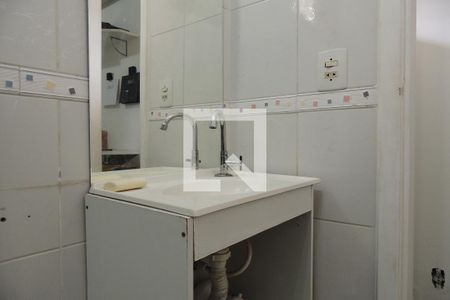 Casa à venda com 548m², 8 quartos e 2 vagasBanheiro da Suíte 1