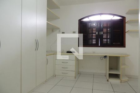 Casa à venda com 548m², 8 quartos e 2 vagasQuarto Suíte 6